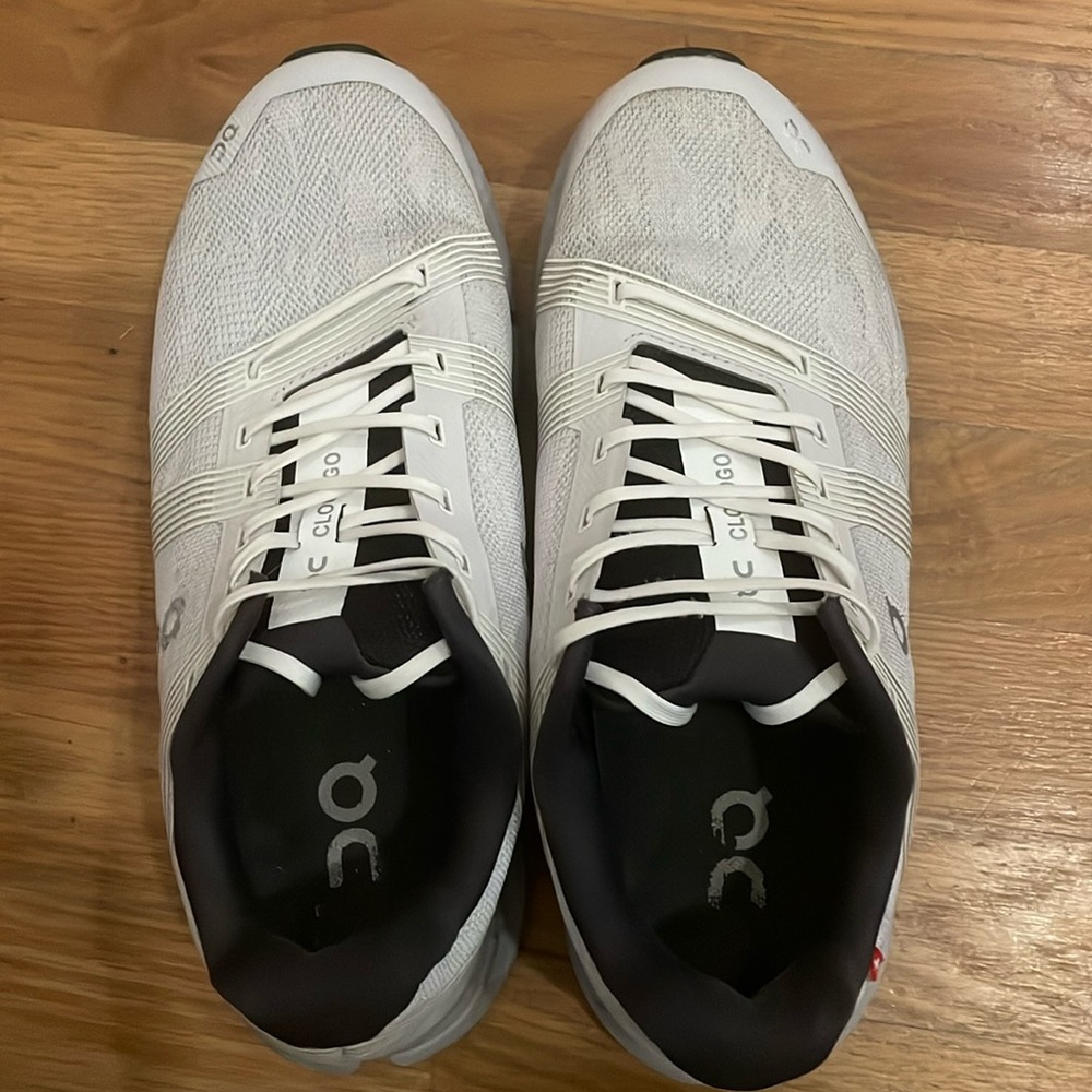 On CloudGo Running Shoes